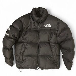 Supreme The North Face Split
Nuptse Jacket